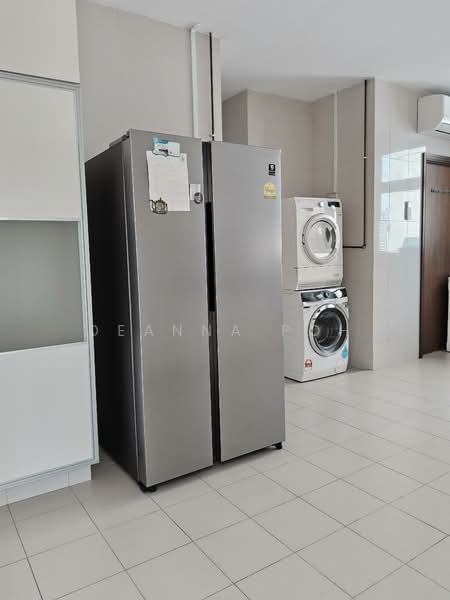 Sheares Ville, 9 Holt Road, 4 Bedrooms, 3,121 sqft, Condominium For Rent, by Deanna Poh, 500121589 - Kitchen - PropertyGuru.com.sg