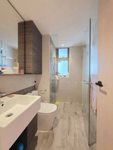 The Terrace, 88 Edgedale Plains, 3 Bedrooms, 1,076 sqft, Executive Condominium For Sale, by Chloe Yap, 500121594 - Bathroom - PropertyGuru.com.sg