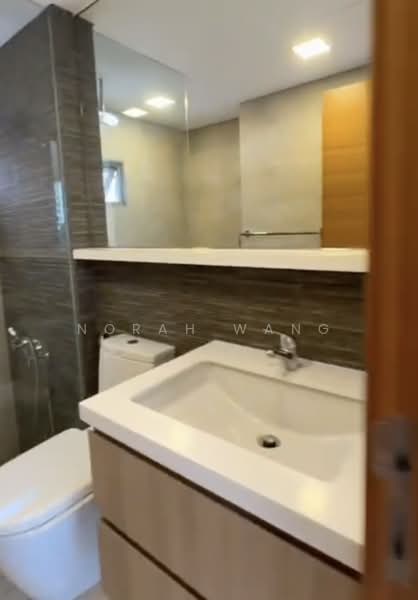 Woodhaven, 71 Woodgrove Avenue, 3 Bedrooms, 1,173 sqft, Condominium For Sale, by Norah Wang, 500121604 - Bathroom - PropertyGuru.com.sg