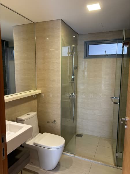 Woodhaven, 71 Woodgrove Avenue, 3 Bedrooms, 1,173 sqft, Condominium For Sale, by Norah Wang, 500121604 - Bathroom - PropertyGuru.com.sg