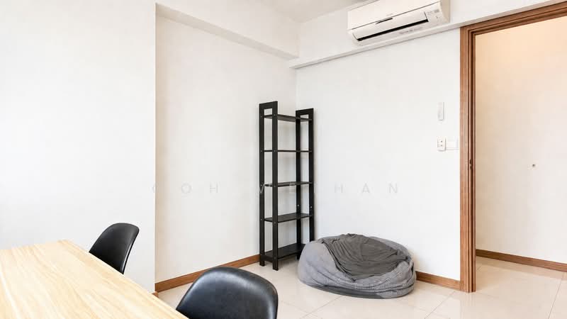 453B Bukit Batok West Avenue 6, 453B Bukit Batok West Avenue 6, 3 Bedrooms, 1,001 sqft, HDB Flat For Sale, by Goh Weihan, 500121614 - Bedroom 3 - PropertyGuru.com.sg