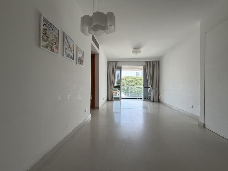 Visioncrest, 37 Oxley Rise, 2 Bedrooms, 947 sqft, Condominium For Sale, by Jeannie Koo, 500121618 - Living Room - PropertyGuru.com.sg
