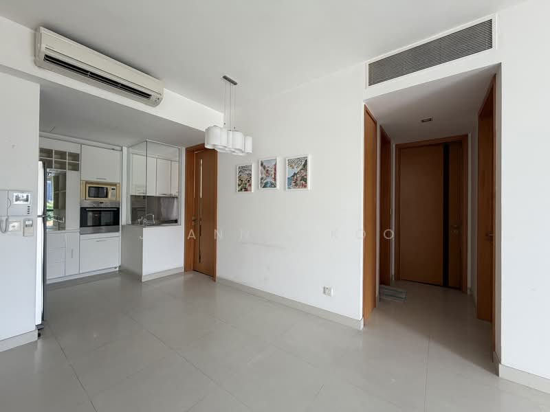 Visioncrest, 37 Oxley Rise, 2 Bedrooms, 947 sqft, Condominium For Sale, by Jeannie Koo, 500121618 - Kitchen - PropertyGuru.com.sg