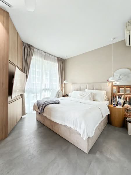 The Topiary, 15 Fernvale Lane, 4 Bedrooms, 1,389 sqft, Executive Condominium For Sale, by Joshua Soh, 500121619 - Master Bedroom - PropertyGuru.com.sg