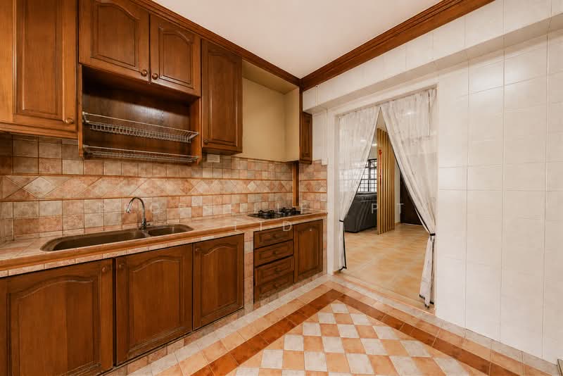 526 Jelapang Road, 526 Jelapang Road, 3 Bedrooms, 1,098 sqft, HDB Flat For Sale, by KOH YONG JIAN, 500121632 - Kitchen - PropertyGuru.com.sg