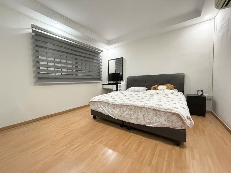 666 Choa Chu Kang Crescent, 666 Choa Chu Kang Crescent, 3 Bedrooms, 1,335 sqft, HDB Flat For Sale, by Jerry Tay, 500121643 - Bedroom - PropertyGuru.com.sg