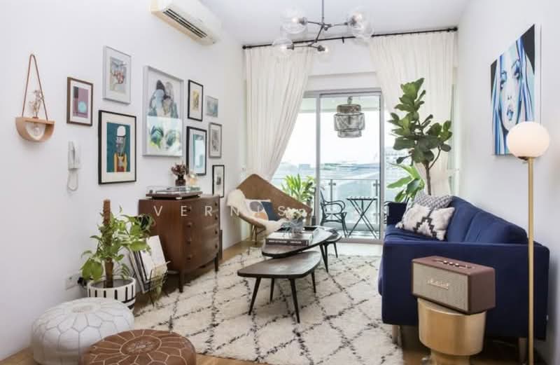 The Rochester Residences, 33 Rochester Drive, 2 Bedrooms, 1,216 sqft, Apartment For Sale, by Vernis Goh, 500121644 - Living Room - PropertyGuru.com.sg