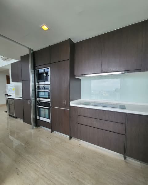 Altez, 16 Enggor Street, 2 Bedrooms, 1,173 sqft, Condominium For Sale, by Rae Ho 何诗蕊, 500121650 - Kitchen - PropertyGuru.com.sg