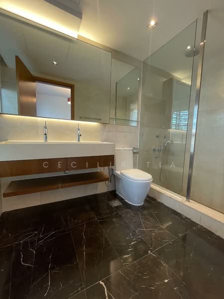 Cabana, Sunrise Terrace, 4 Bedrooms, 2,992 sqft, Cluster House For Sale, by Cecilia Tia, 500121656 - Bathroom - PropertyGuru.com.sg