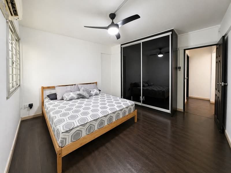 405 Jurong West Street 42, 405 Jurong West Street 42, 4 Bedrooms, 1,711 sqft, HDB Flat For Sale, by Sam Lim, 500121660 - Bedroom - PropertyGuru.com.sg