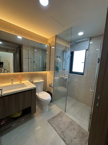 Kingsford Waterbay, 70 Upper Serangoon View, 3 Bedrooms, 1,066 sqft, Condominium For Rent, by Danny Ou, 500121666 - Bathroom - PropertyGuru.com.sg
