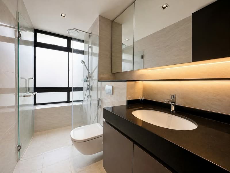 ⭐️ Super Cheap! ⭐️ Almost New 2.5 Sty Semi D in Serangoon Gardens 🔴 Redprop Listing, Serangoon Garden, 5 Bedrooms, 4,000 sqft, Semi-Detached House For Sale, by Ian Low, 500121669 - Bathroom - PropertyGuru.com.sg