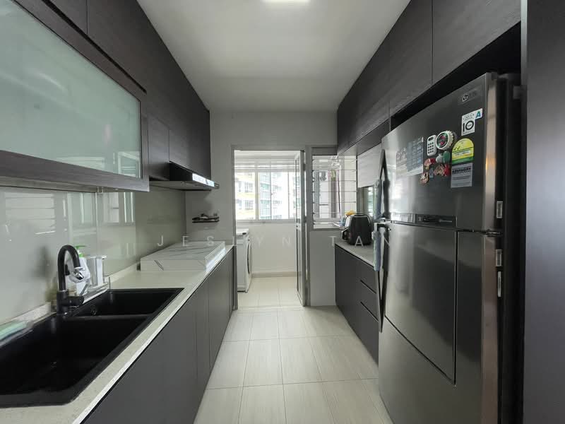 312B Clementi Avenue 4, 312B Clementi Avenue 4, 3 Bedrooms, 1,216 sqft, HDB Flat For Sale, by Jeslyn Tan, 500121686 - Kitchen - PropertyGuru.com.sg