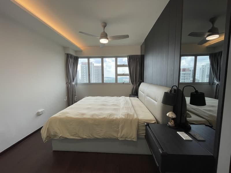 312B Clementi Avenue 4, 312B Clementi Avenue 4, 3 Bedrooms, 1,216 sqft, HDB Flat For Sale, by Jeslyn Tan, 500121686 - Master Bedroom - PropertyGuru.com.sg