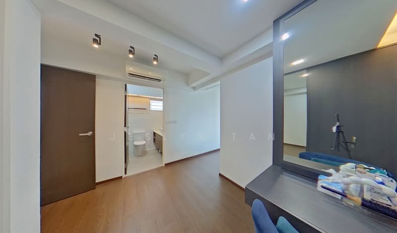 312B Clementi Avenue 4, 312B Clementi Avenue 4, 3 Bedrooms, 1,216 sqft, HDB Flat For Sale, by Jeslyn Tan, 500121686 - Bathroom - PropertyGuru.com.sg