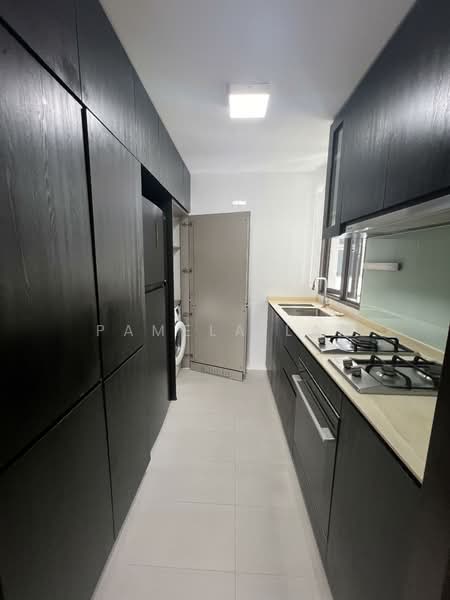 The Inflora, 51 Flora Drive, 2 Bedrooms, 743 sqft, Condominium For Sale, by Pamela Lai, 500121688 - Kitchen - PropertyGuru.com.sg