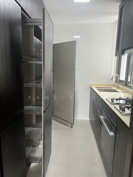 The Inflora, 51 Flora Drive, 2 Bedrooms, 743 sqft, Condominium For Sale, by Pamela Lai, 500121688 - Kitchen - PropertyGuru.com.sg