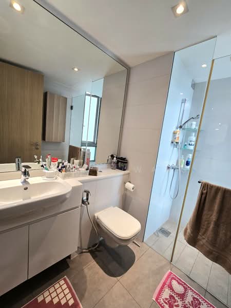Ripple Bay, 4 Pasir Ris Link, 2 Bedrooms, 764 sqft, Condominium For Sale, by Nicole Wang, 500121691 - Master Bathroom - PropertyGuru.com.sg