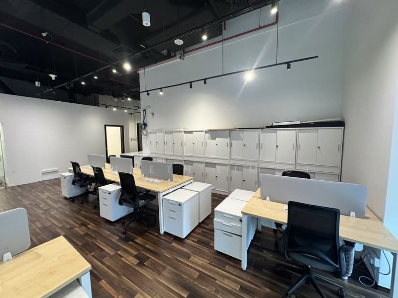 SBF Center, 160 Robinson Road, 947 sqft, Office For Sale, by Kenneth Lim CT, 500121695 - Interior - CommercialGuru.com.sg