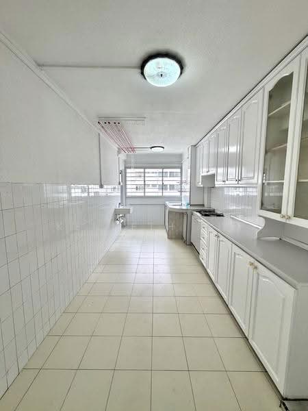 877 Tampines Street 84, 877 Tampines Street 84, Pasir Ris / Tampines, 3 Bedrooms, 1,119 sqft, HDB Flat For Sale, by Kenneth Lim CT, 500121705 - Kitchen - PropertyGuru.com.sg