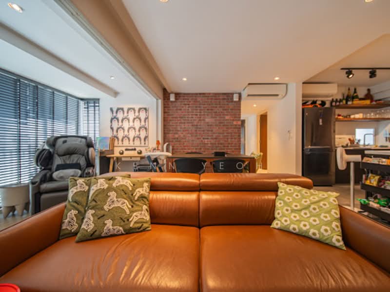 588C Ang Mo Kio Street 52, 588C Ang Mo Kio Street 52, 3 Bedrooms, 1,207 sqft, HDB Flat For Sale, by Kenn Yeoh, 500121715 - Living Room - PropertyGuru.com.sg