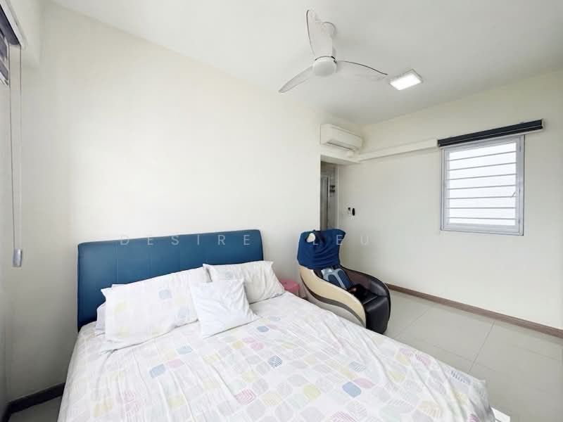 451B Bukit Batok West Avenue 6, 451B Bukit Batok West Avenue 6, 3 Bedrooms, 1,001 sqft, HDB Flat For Sale, by Desiree Leung, 500121748 - Bedroom - PropertyGuru.com.sg