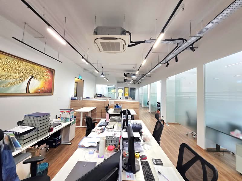 The Spire, 10 Bukit Batok Crescent, 3,692 sqft, Light Industrial (B1) For Sale, by Cindy, Xiang Xiang, 500121750 - Interior - CommercialGuru.com.sg