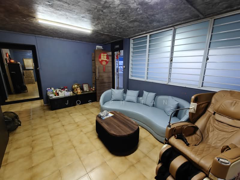 347 Woodlands Avenue 3, 347 Woodlands Avenue 3, 3 Bedrooms, 904 sqft, HDB Flat For Sale, by Joseph Tan, 500121764 - Living Room - PropertyGuru.com.sg