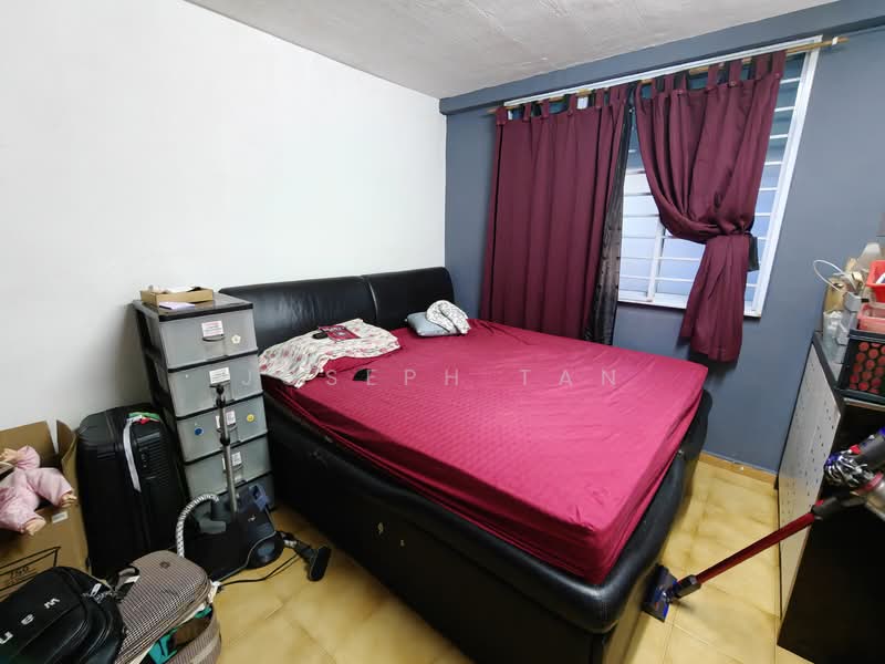 347 Woodlands Avenue 3, 347 Woodlands Avenue 3, 3 Bedrooms, 904 sqft, HDB Flat For Sale, by Joseph Tan, 500121764 - Bedroom - PropertyGuru.com.sg