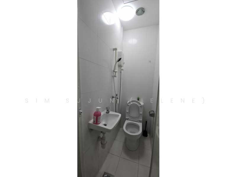 The Centris, 69 Jurong West Central 3, Room Rental, 100 sqft, Condominium For Rent, by Sim Sujun (Jelene), 500121765 - Common Bathroom 2 - PropertyGuru.com.sg