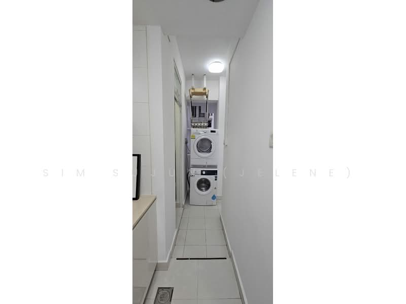 The Centris, 69 Jurong West Central 3, Room Rental, 100 sqft, Condominium For Rent, by Sim Sujun (Jelene), 500121765 - Shared Washer / Dryer - PropertyGuru.com.sg