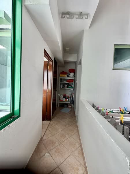 Windermere, 20 Choa Chu Kang Street 64, 3 Bedrooms, 1,281 sqft, Condominium For Sale, by Lin Peifen, 500121769 - Corridor - PropertyGuru.com.sg