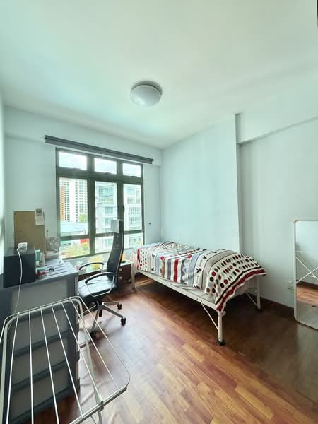 Windermere, 20 Choa Chu Kang Street 64, 3 Bedrooms, 1,281 sqft, Condominium For Sale, by Lin Peifen, 500121769 - Bedroom - PropertyGuru.com.sg