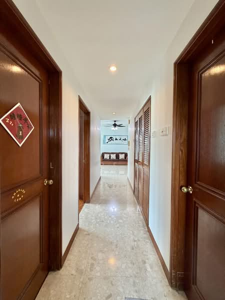 Windermere, 20 Choa Chu Kang Street 64, 3 Bedrooms, 1,281 sqft, Condominium For Sale, by Lin Peifen, 500121769 - Corridor - PropertyGuru.com.sg