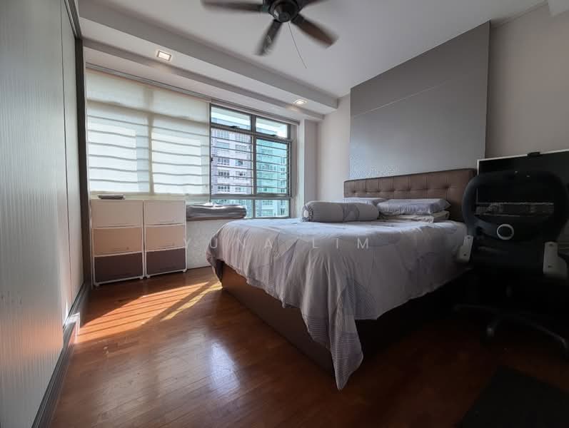 305B Punggol Road, 305B Punggol Road, 3 Bedrooms, 1,001 sqft, HDB Flat For Sale, by Yuna Lim, 500121770 - Bedroom - PropertyGuru.com.sg