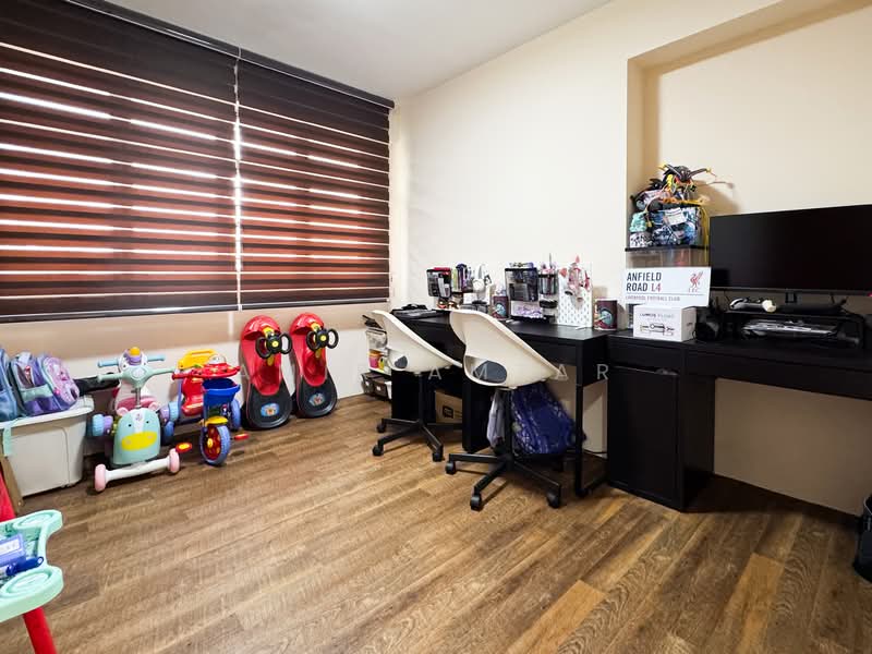812B Choa Chu Kang Avenue 7, 812B Choa Chu Kang Avenue 7, 3 Bedrooms, 1,001 sqft, HDB Flat For Sale, by Amir Amzar, 500121774 - Study - PropertyGuru.com.sg