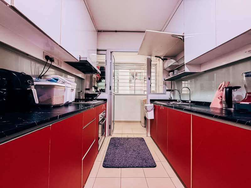 671A Edgefield Plains, 671A Edgefield Plains, 3 Bedrooms, 968 sqft, HDB Flat For Sale, by Erra Samat, 500121783 - Kitchen - PropertyGuru.com.sg
