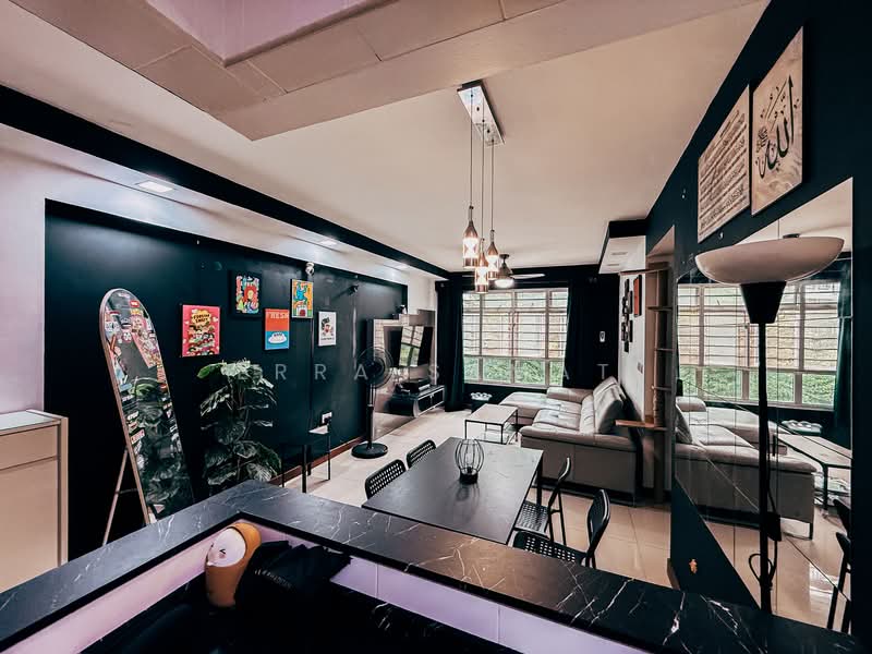 671A Edgefield Plains, 671A Edgefield Plains, 3 Bedrooms, 968 sqft, HDB Flat For Sale, by Erra Samat, 500121783 - Living Room - PropertyGuru.com.sg