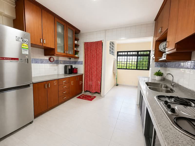 617 Woodlands Avenue 4, 617 Woodlands Avenue 4, 3 Bedrooms, 1,033 sqft, HDB Flat For Sale, by Stephy Tan, 500121786 - Kitchen - PropertyGuru.com.sg