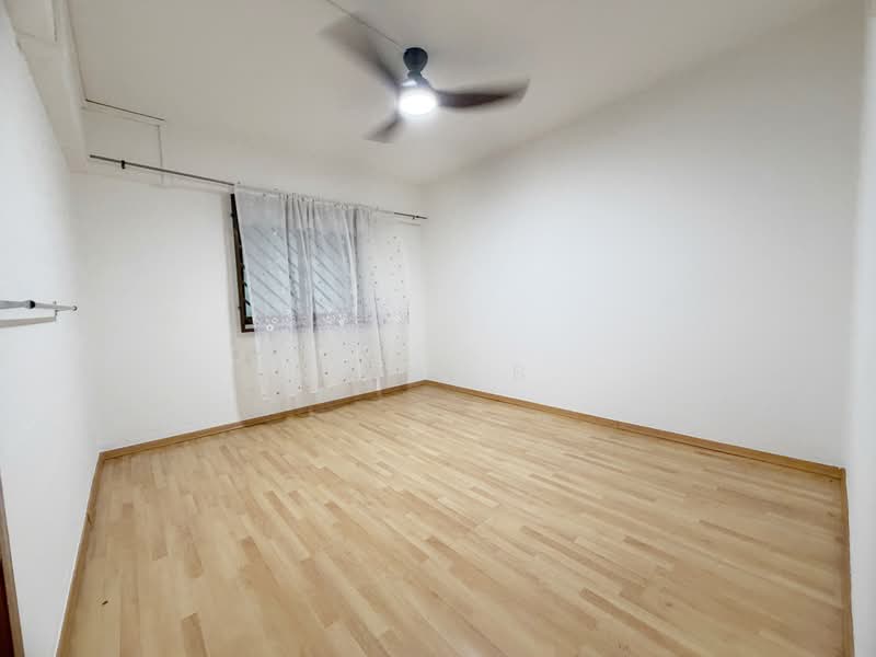 435 Clementi Avenue 3, 435 Clementi Avenue 3, 2 Bedrooms, 721 sqft, HDB Flat For Sale, by Nikki B., 500121797 - Interior - PropertyGuru.com.sg