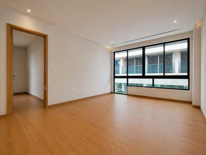 CHEAP Brand New Detached House in D15. 3 storeys + attic with lift., , 9 Bedrooms, 8,702 sqft, Detached House For Sale, by Shannon Wong, 500121799 - Bedroom - PropertyGuru.com.sg