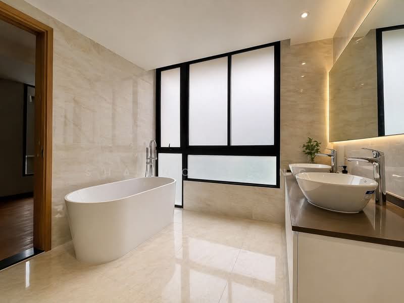 CHEAP Brand New Detached House in D15. 3 storeys + attic with lift., , 9 Bedrooms, 8,702 sqft, Detached House For Sale, by Shannon Wong, 500121799 - Master bathroom - PropertyGuru.com.sg