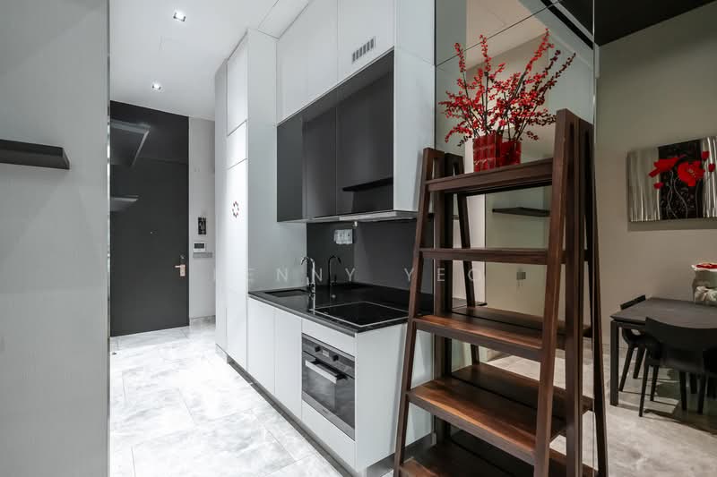 Martin Modern, 8 Martin Place, 2 Bedrooms, 764 sqft, Apartment For Rent, by Kenny Yeo, 500121800 - Kitchen - PropertyGuru.com.sg