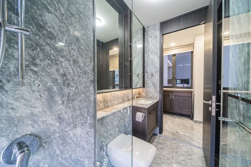 Sky Everton, 50 Everton Road, 2 Bedrooms, 678 sqft, Condominium For Rent, by Adrian Tan, 500121806 - Bathroom - PropertyGuru.com.sg