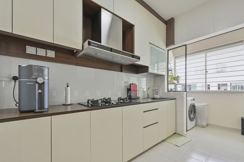 504D Yishun Street 51, 504D Yishun Street 51, 3 Bedrooms, 990 sqft, HDB Flat For Sale, by Sebastian Lee, 500121809 - Kitchen - PropertyGuru.com.sg