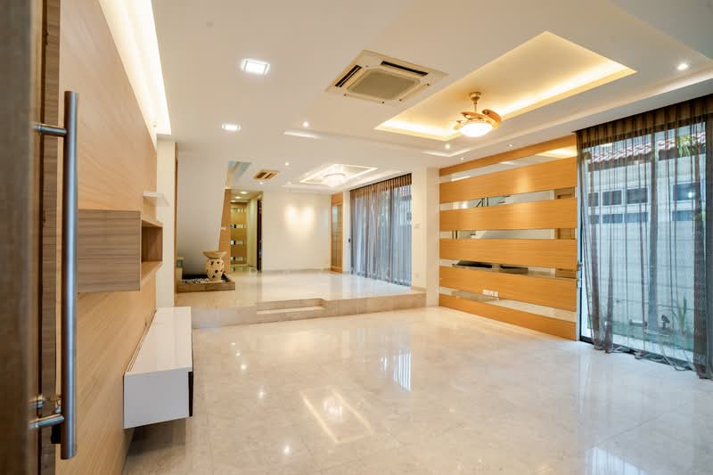 Walk to Siglap Centre @ Bowmont Garden, Bowmont Garden, 7 Bedrooms, 4,500 sqft, Semi-Detached House For Rent, by Razak ., 500121812 - Living Room - PropertyGuru.com.sg