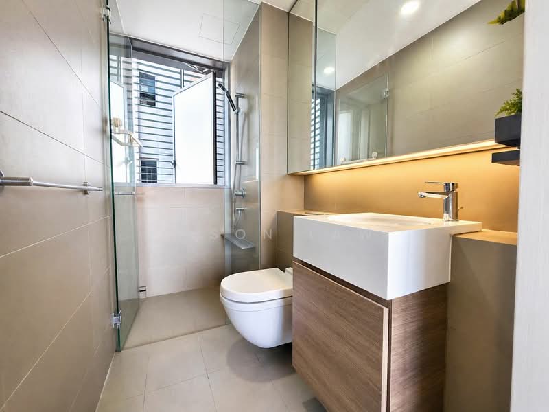 Echelon, 9 Alexandra View, 3 Bedrooms, 861 sqft, Condominium For Sale, by Jason Law, 500121813 - Bathroom - PropertyGuru.com.sg