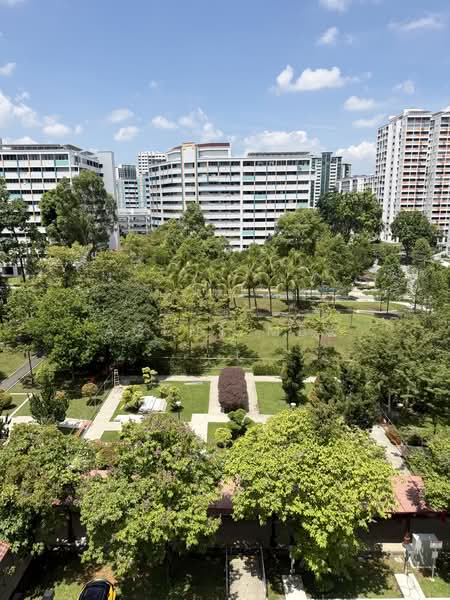 130 Choa Chu Kang Avenue 1, 130 Choa Chu Kang Avenue 1, 3 Bedrooms, 1,334 sqft, HDB Flat For Sale, by Agent MBS, 500121814 - Exterior - PropertyGuru.com.sg