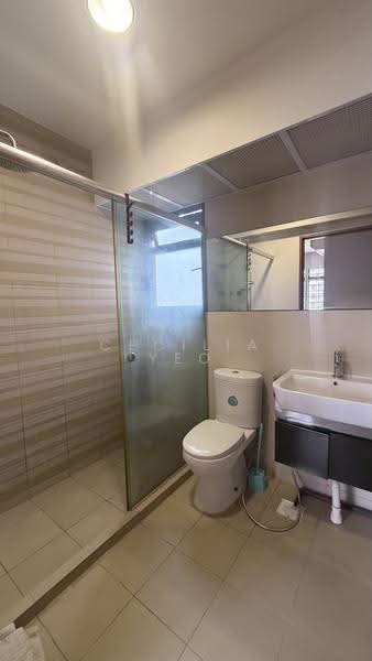 335B Anchorvale Crescent, 335B Anchorvale Crescent, Hougang / Punggol / Sengkang, 3 Bedrooms, 990 sqft, HDB Flat For Sale, by Cecilia Yeo, 500121817 - Bathroom - PropertyGuru.com.sg