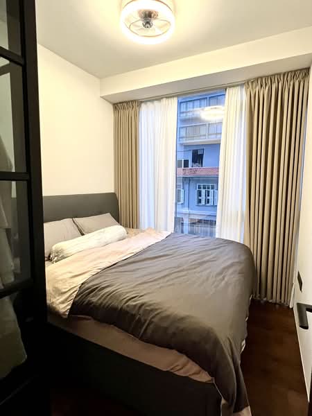 The Iveria, 2 Kim Yam Road, 3 Bedrooms, 915 sqft, Condominium For Rent, by JJ Huang, 500121819 - Bedroom 1 - PropertyGuru.com.sg